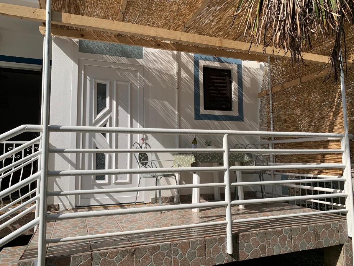 Apartmani Antonela Seline Luaran gambar